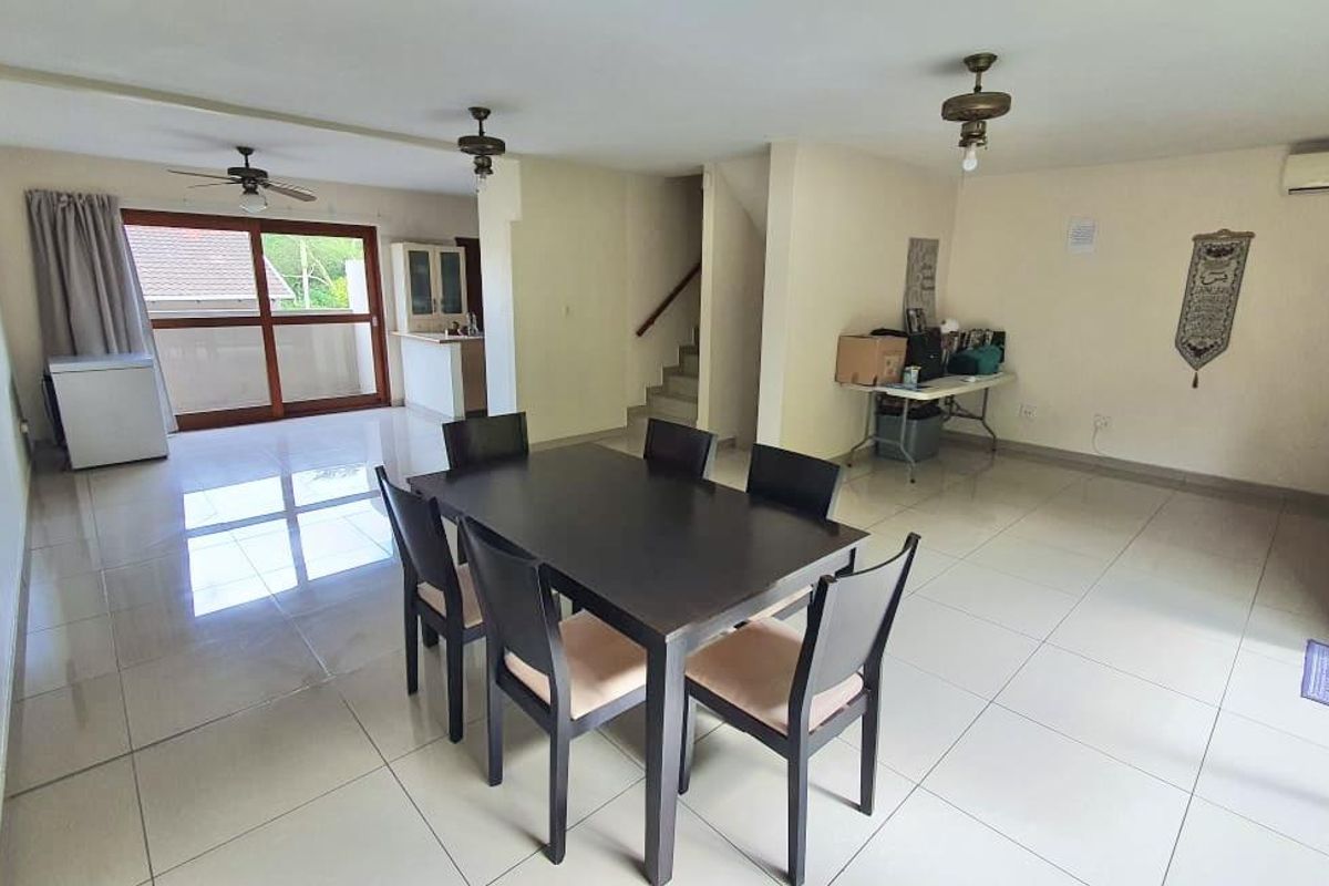 Hendra - Prime Umgeni Park 3‐Bed Townhouse – Great Starter Home with Private Garden - Photo 4