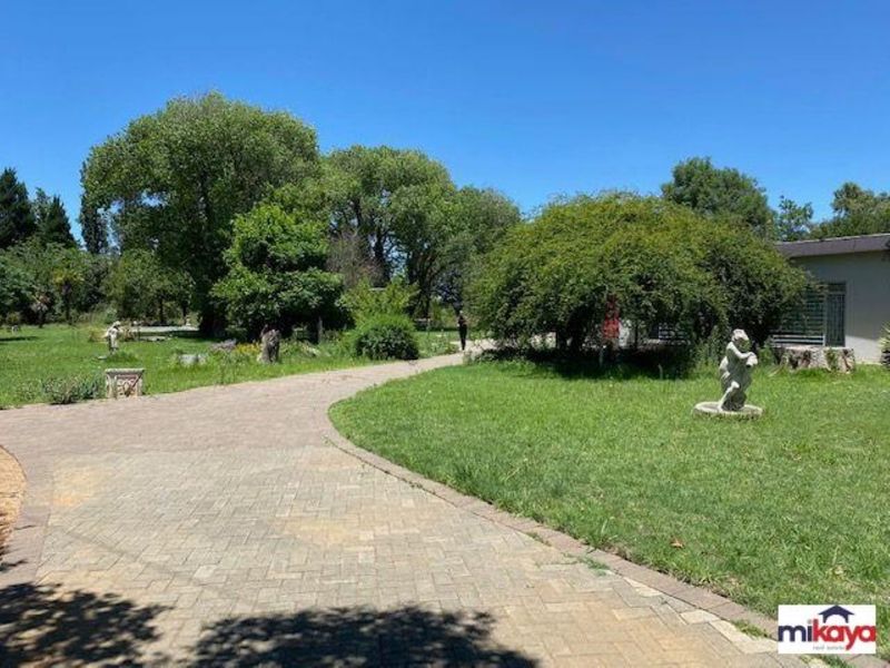 Stunning plot - Photo 10