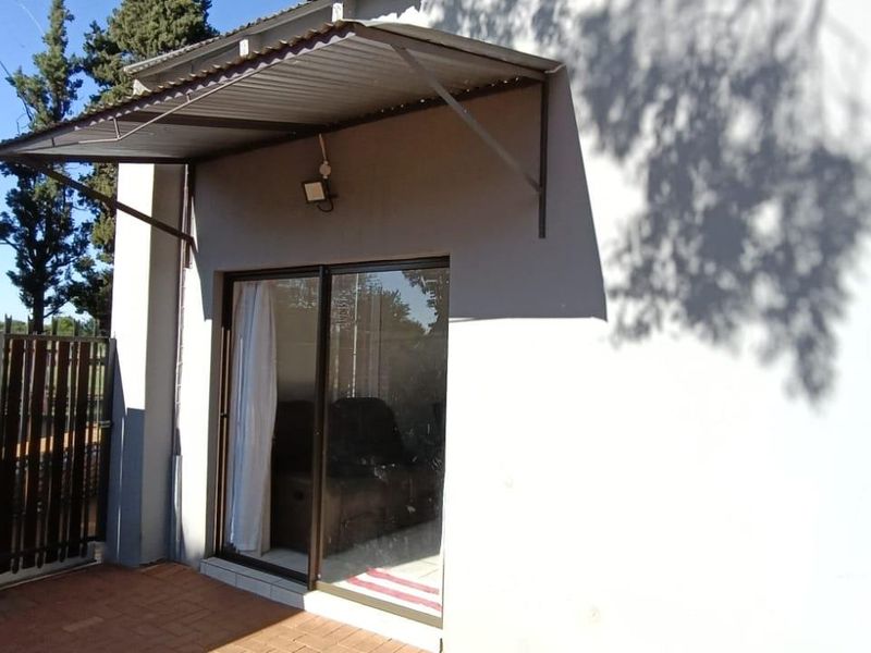 LARGE SMALL HOLDING.EXCELLENT LOCATION.MARKED FOR DEVELOPMENT - Photo 7