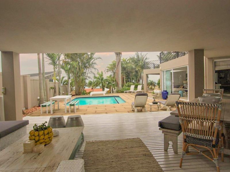 Illustrious Herrwood Drive with Sea Views! - Photo 8