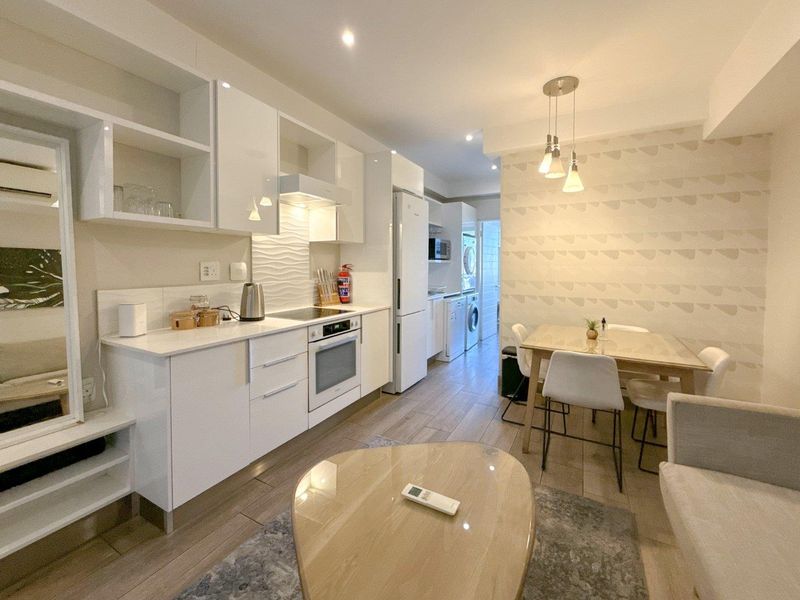 Invest in Elegance, Profit from Convenience - Photo 6