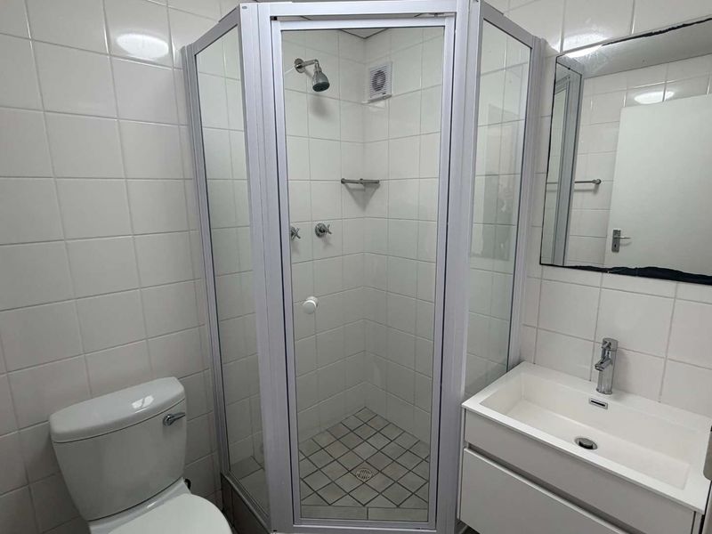 Furnished Two-Bedroom Apartment to Rent - Photo 9
