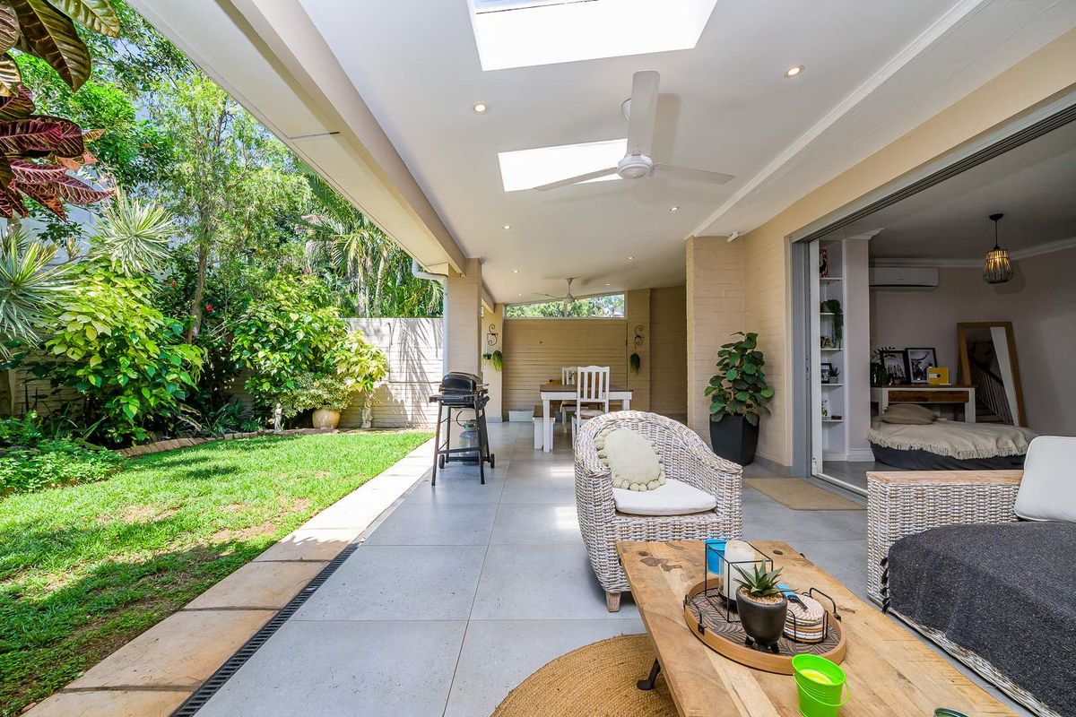 Hendra Estates -NEW ON THE MARKET! Stunning, Pet-Friendly Townhouse For Sale In Prime Umhlanga - Photo 3