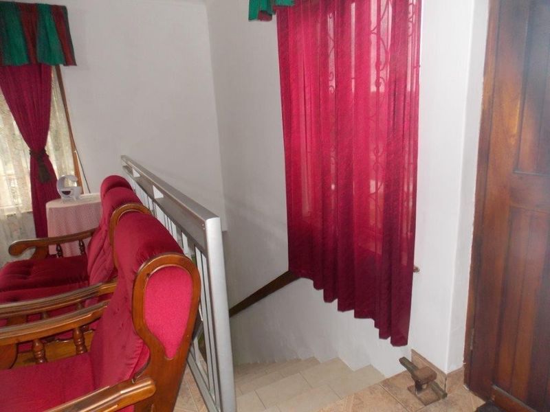 WELL MAINTAINED AND NEAT 5 BED HOUSE IN KHARWASTAN - Photo 4