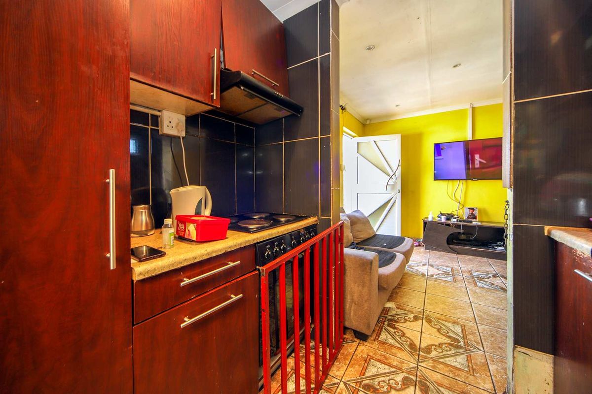 Excellent Investment in Phase One Phoenix - R980000 - Photo 4