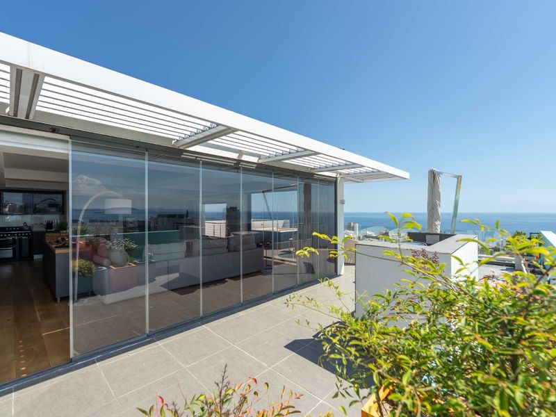 Skyline Penthouse Masterpiece in Sea Point - Photo 2