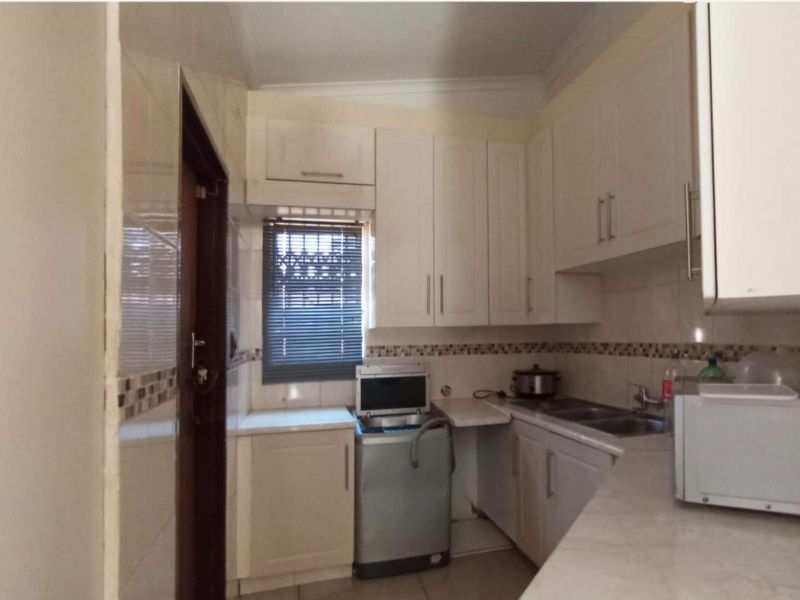 House for sale - Photo 8