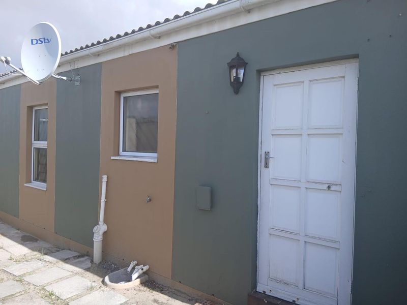 Stunning Modern 2 Bedroom Property for Rent in Belladonna Estate, Blue Downs - Photo 4