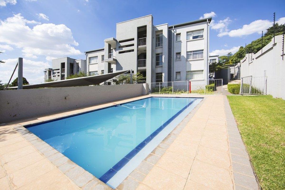 MAGNIFICENT 2 BED APARTMENT IN MORNINGSIDE FOR SALE. - Photo 2