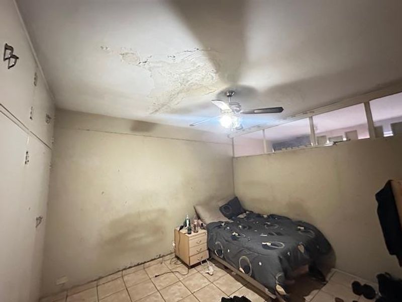 Spacious 4-Bedroom Apartment for Sale in Arcadia - Photo 5