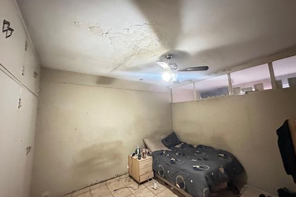 Spacious 4-Bedroom Apartment for Sale in Arcadia - Photo 5