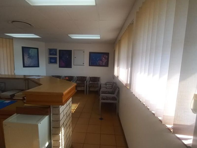 Compact Commercial Unit in Richards Bay Central Business District - Photo 2