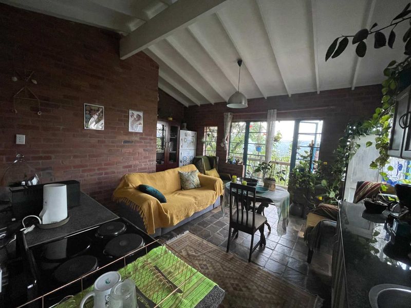 2 Bedroom, 2 Bathroom Cottage including ELECTRICITY, WATER AND SOLAR - Photo 5