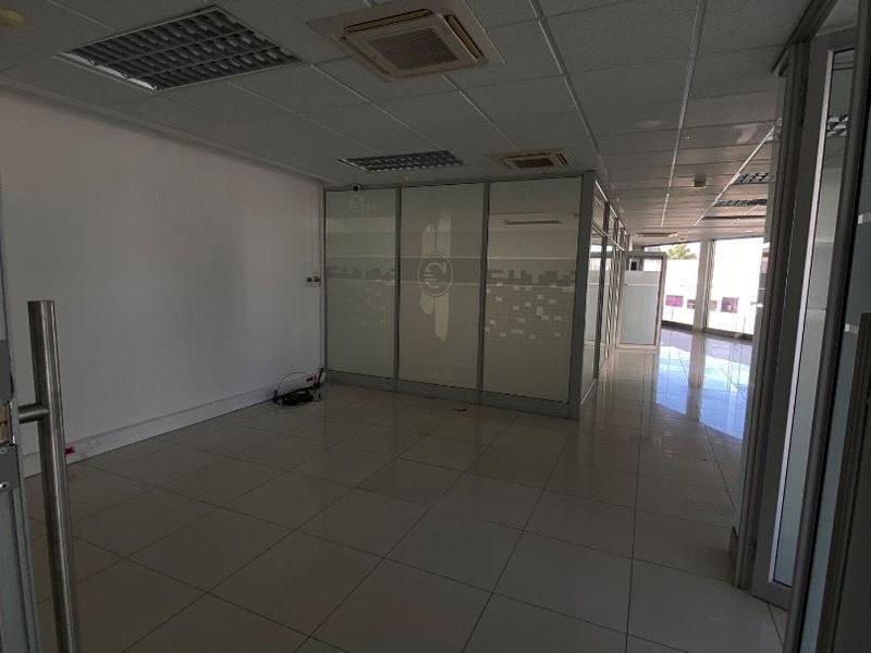 OFFICE SPACE TO LET IN AUSSPANPLATZ - Photo 6