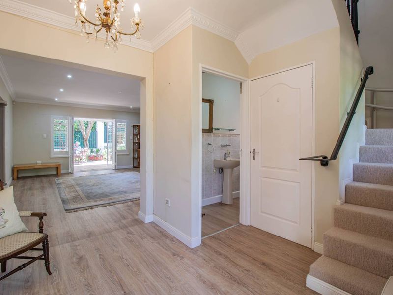 Storybook Charm In Gated Estate!! - Photo 6