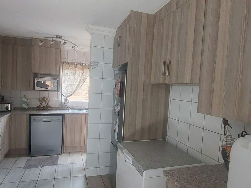 Ideal for the extended family. - Photo 10