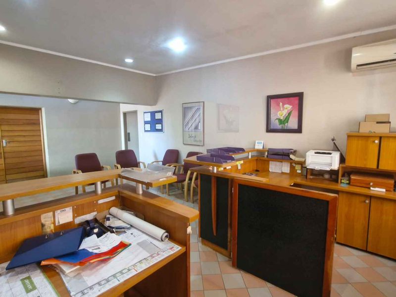 ON-SITE COMMERCIAL PROPERTY AUCTION – COMMERCIAL PROPERTY - ZONED BUSINESS 1 – PRETORIA NORTH - Photo 7