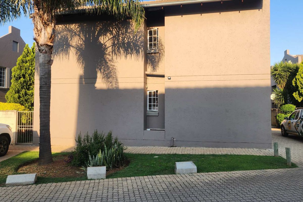 Home Sweet Home in Waterval East - Photo 3