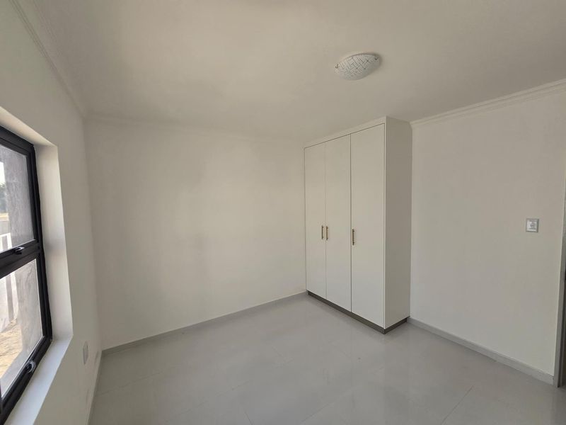 For Sale - Modern Luxury House in Ondangwa! - Photo 5