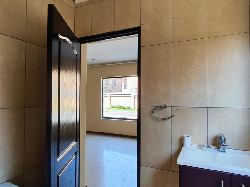 Big Family home for sale - Photo 6