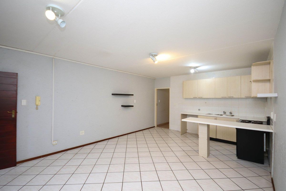 1 bedroom Apartment in Morningside, Sandton - Photo 4