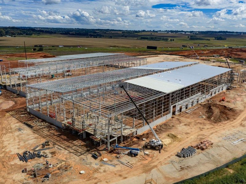 New Logistics Warehouse To Let in Glen Marais | 4,694m2 - Photo 10