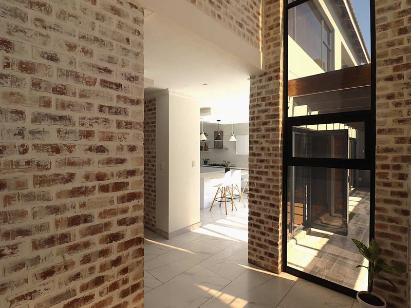 5-Bedroom House with Study Room for sale, Kramersdorf (Swakopmund, Namibia) - Photo 10