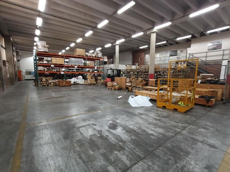 1224m2 - Warehouse To Lease | Shared Yard - Photo 2