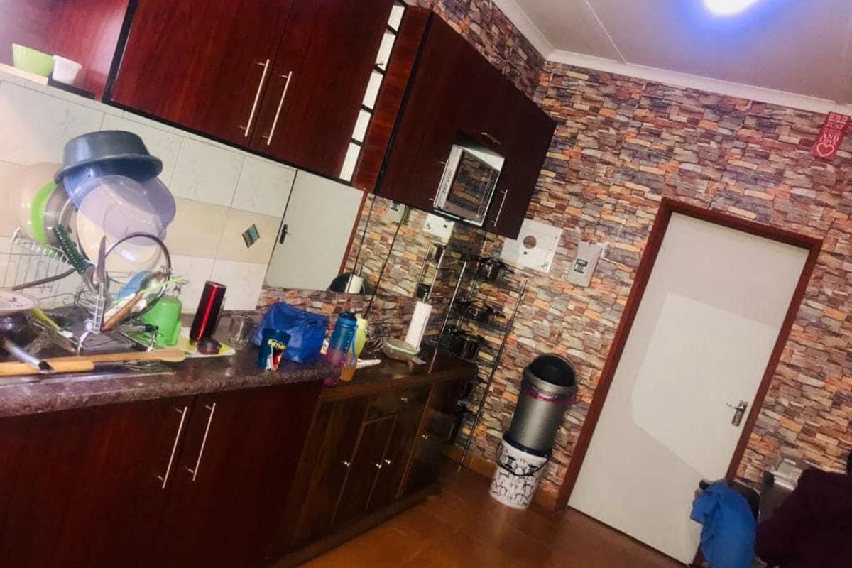 Three bedroom house for sale in Ongwediva - Photo 5