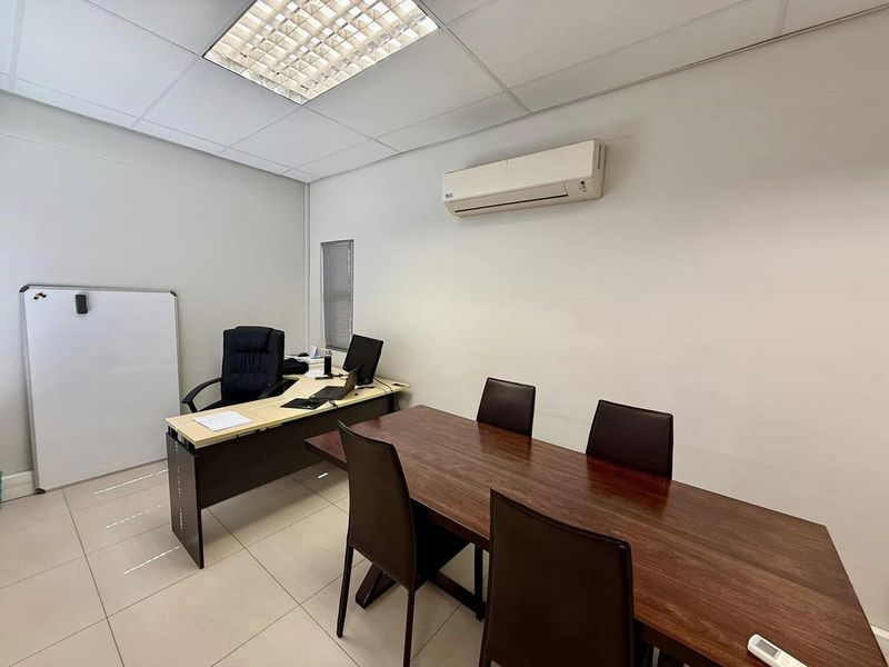 Office Space TO LET in Klein Windhoek - Photo 4