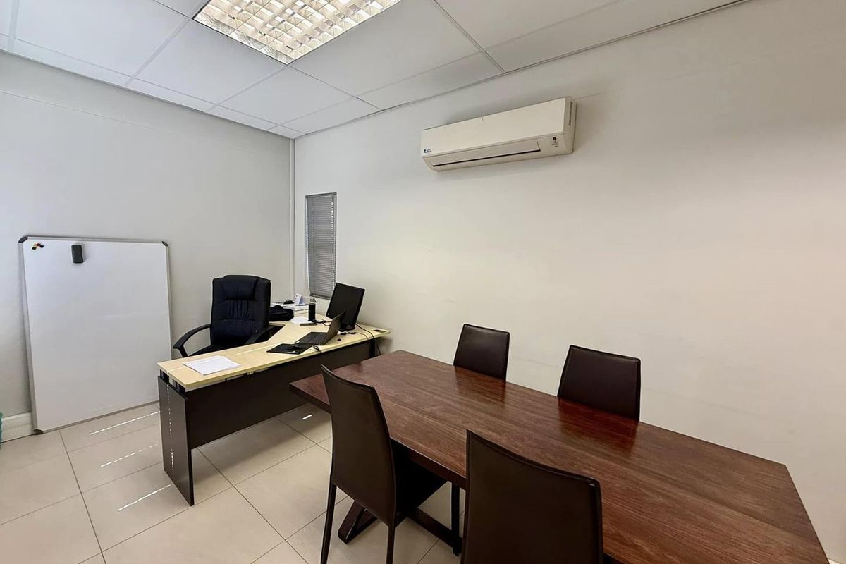 Office Space TO LET in Klein Windhoek - Photo 4
