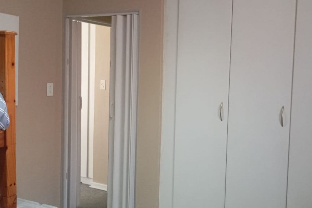 Charming three bedroom Townhouse - Photo 4