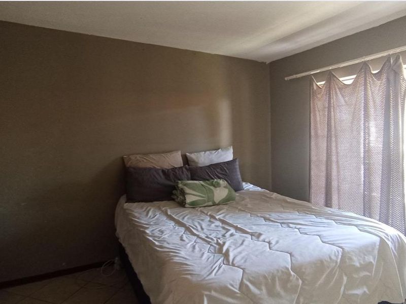 1 Bedroom Apartment - Photo 6