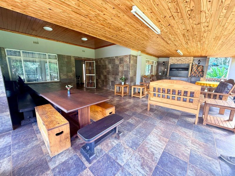 Large Beautiful 4 Bedroom house for sale in Vryheid - Photo 9