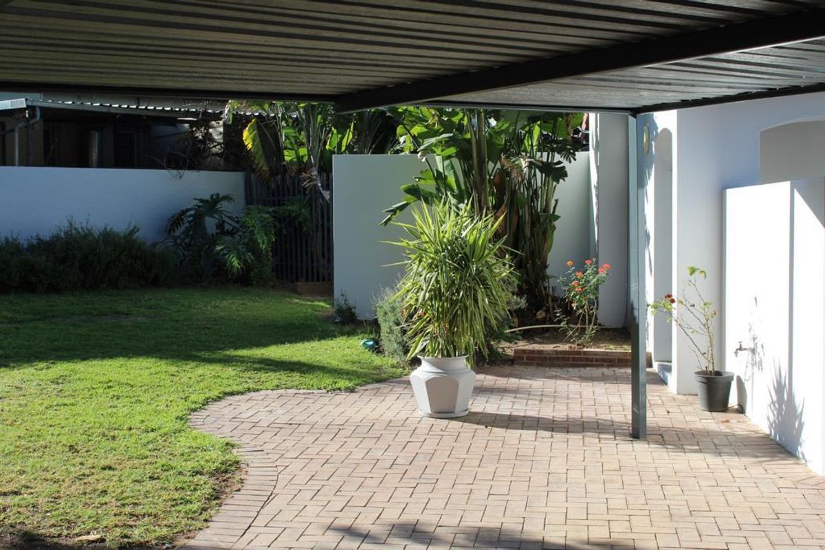 3 Bedroom House in Randpark Ridge - Photo 3