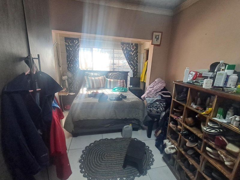 Family House In Ivory Parkl - Photo 5