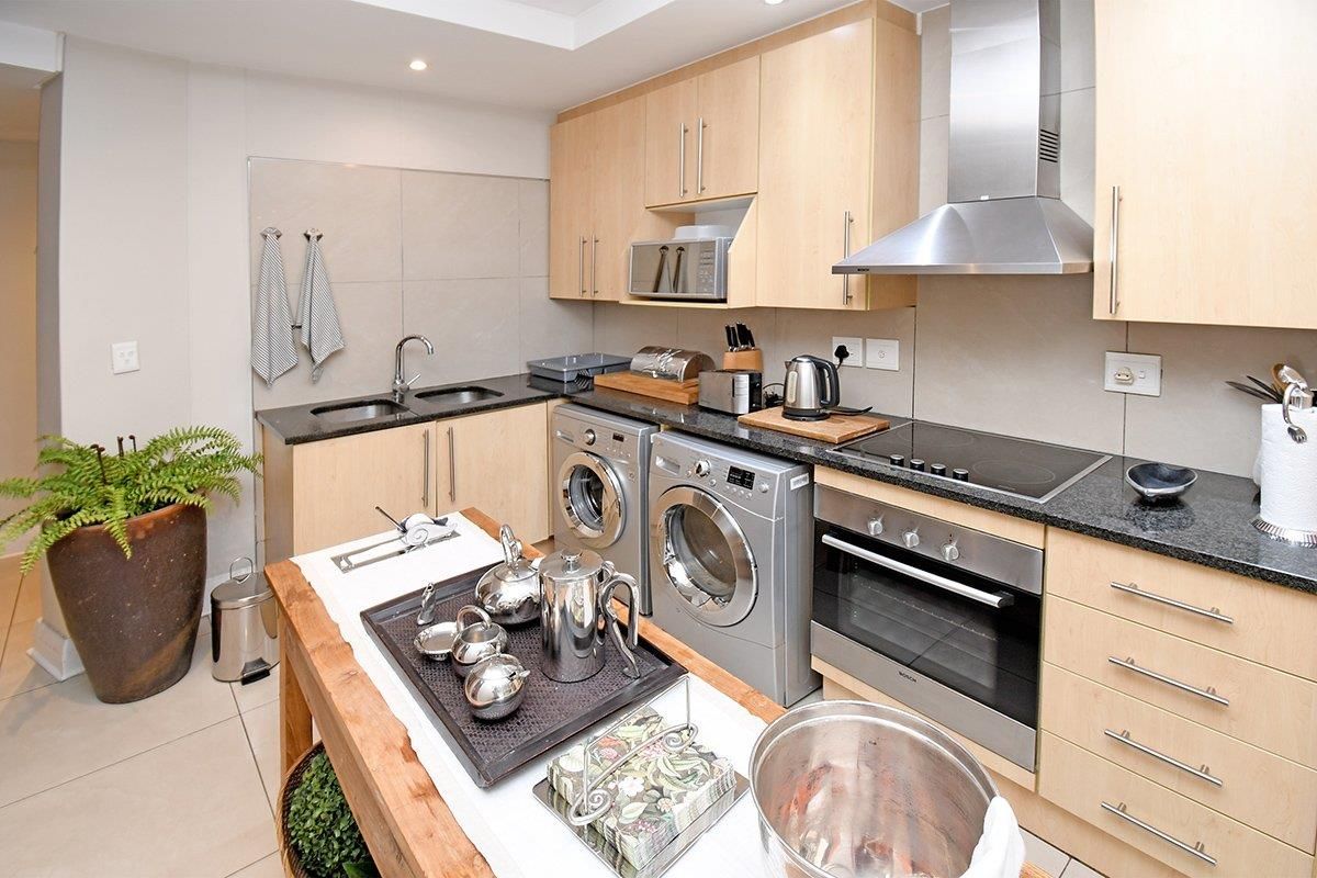 2 BED 2 BATH FULLY FURNISHED EXECUTIVE APARTMENT SANDTON CBD - Photo 5