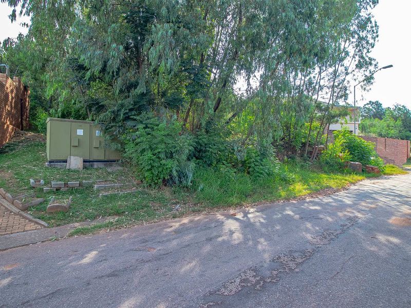 Large stand for sale in Waterkloof Heights - Photo 2