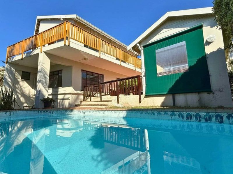 Spacious Coastal Home with Exceptional Potential in Kenton-on-Sea Asking Price: R4,600,000 - Photo 2