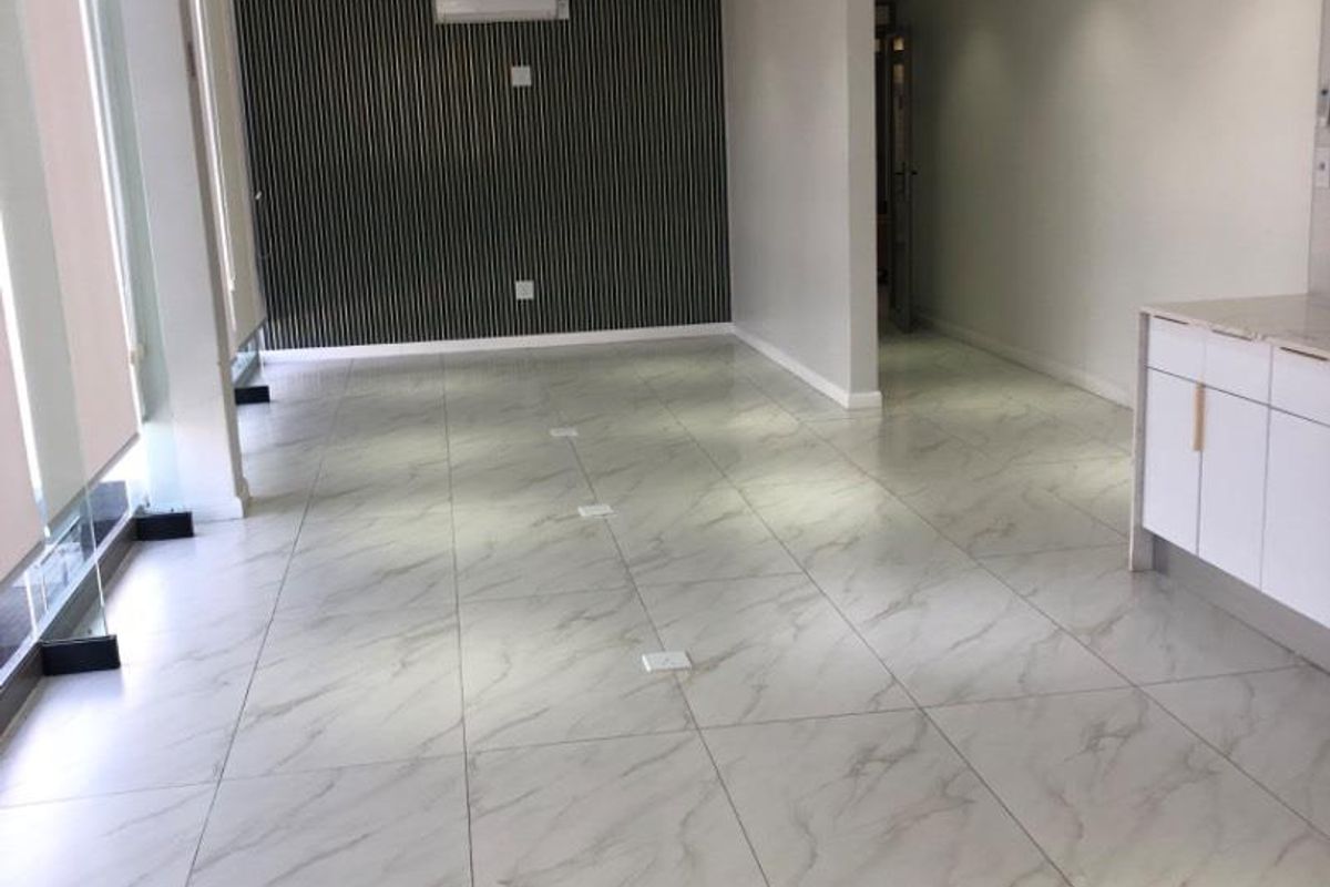 Medical Centre suite to rent - Photo 3