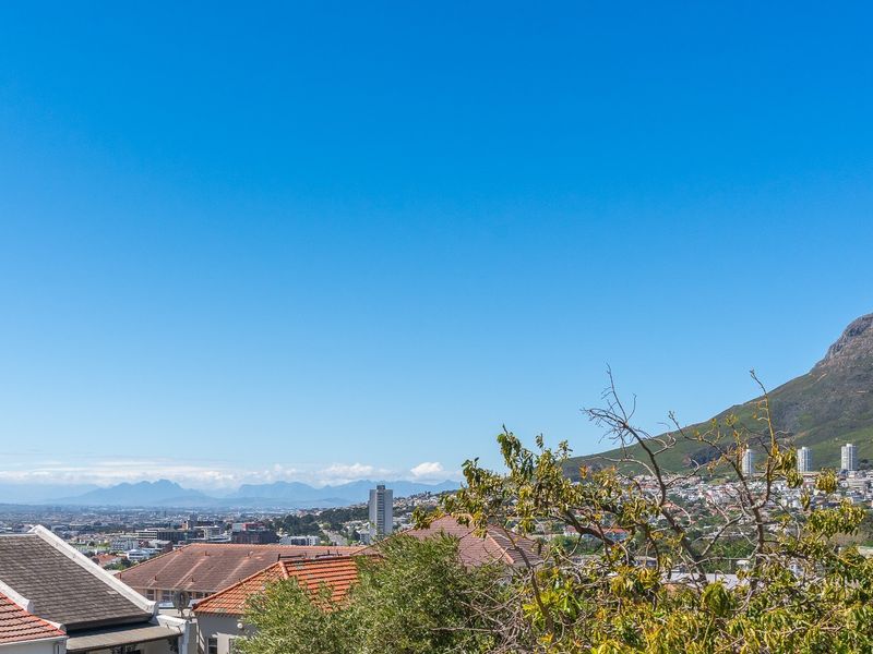 Classic Victorian Charm, Space, Views and Secure Parking