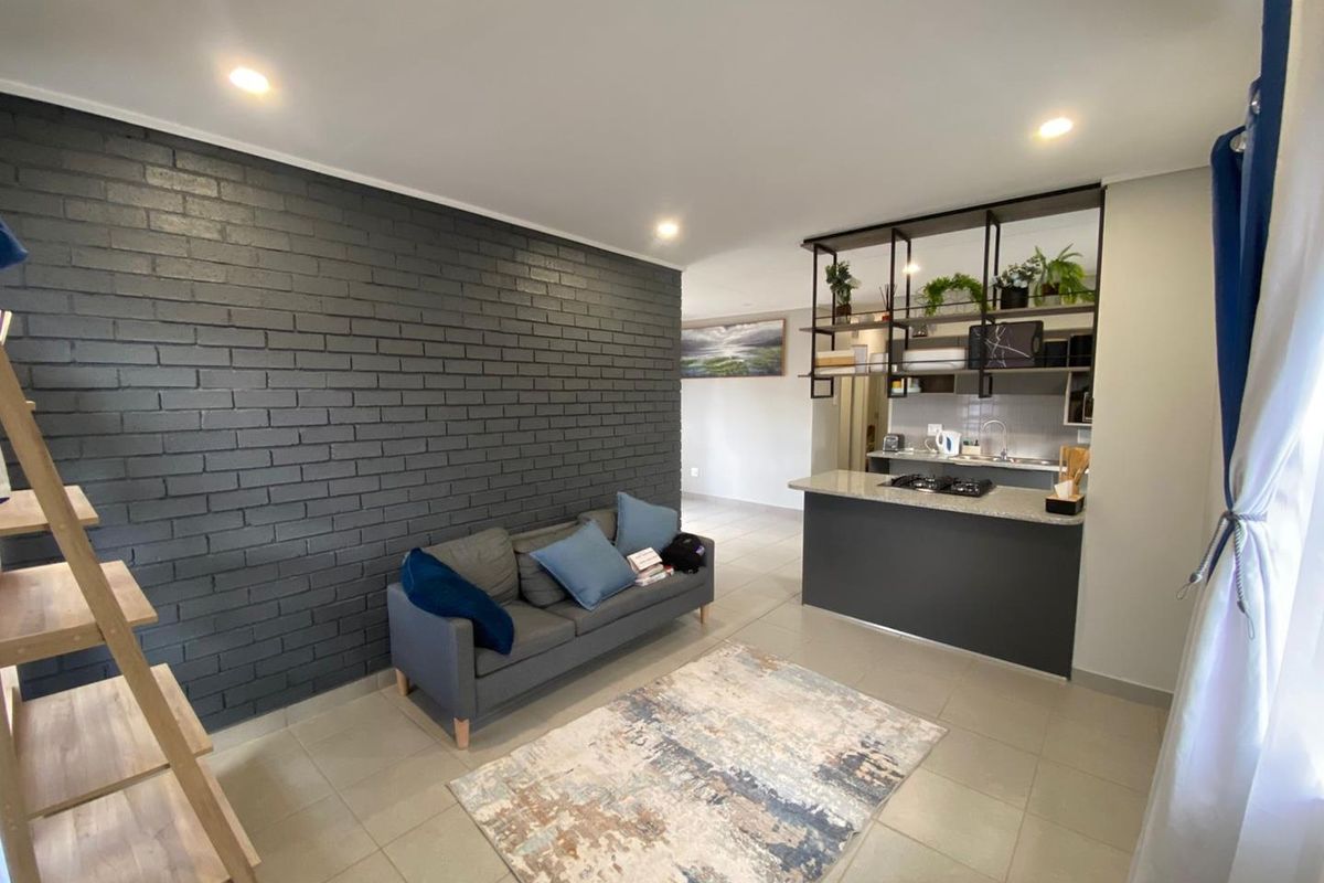 Modern 3-Bedroom Family Home in Sought-After Leopard’s Rest Security Estate - Photo 5