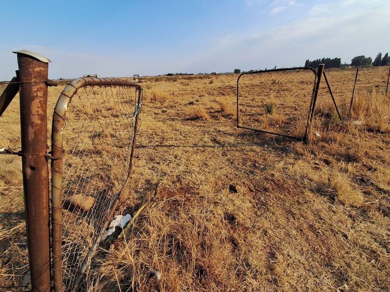 Exceptional Value - 4.9 Hectare Vacant Land - Photo 7