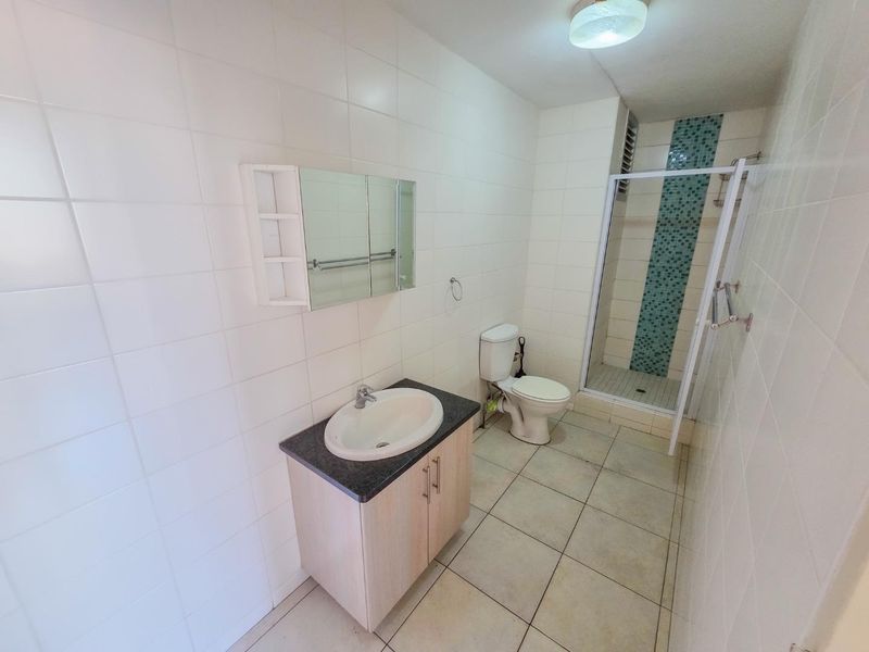 2 Bedroom Apartment Available in Hillcrest - Photo 10