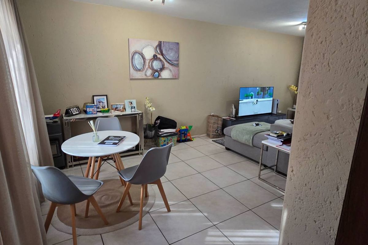 1 Bedroom Ground floor apartment in Hurleyvale - Photo 3