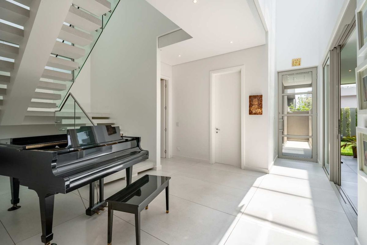 Unmatched Luxury Living in an Ultra-modern Furnished Home - Photo 4