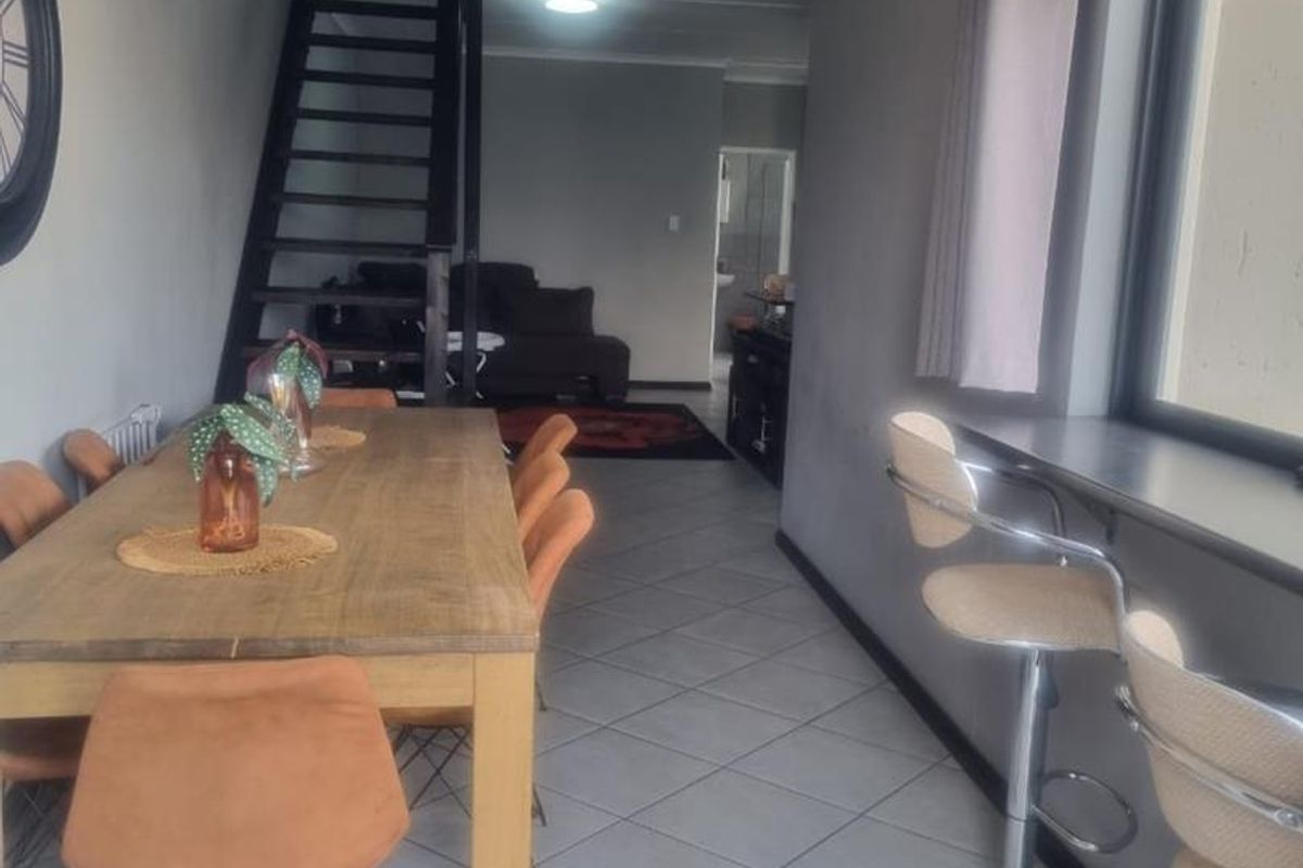 UNIT FOR SALE IN NORTON HOMES ESTATE - Photo 3