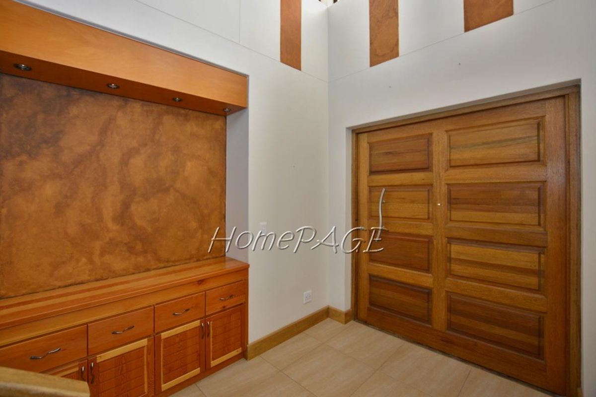 Kramersdorf, Swakopmund:  BEAUTIFUL LARGE HOME with DUNE VIEWS is for sale - Photo 3