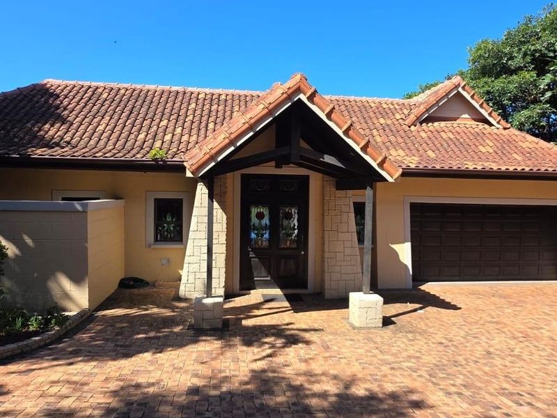 Luxury 4 Bedroom freestanding home in Zimbali Estate for rent - Photo 1