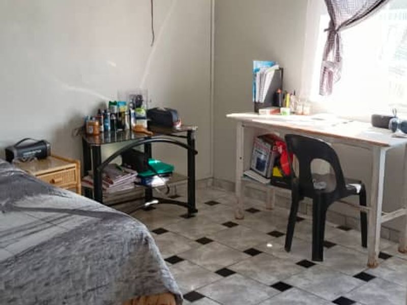 Hochland Park  Duplex Apartment - Photo 10